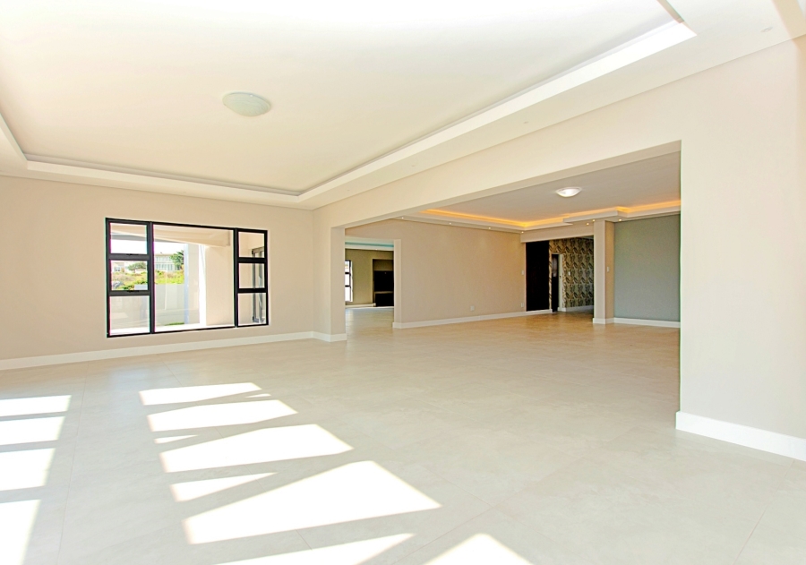 5 Bedroom Property for Sale in Myburgh Park Western Cape